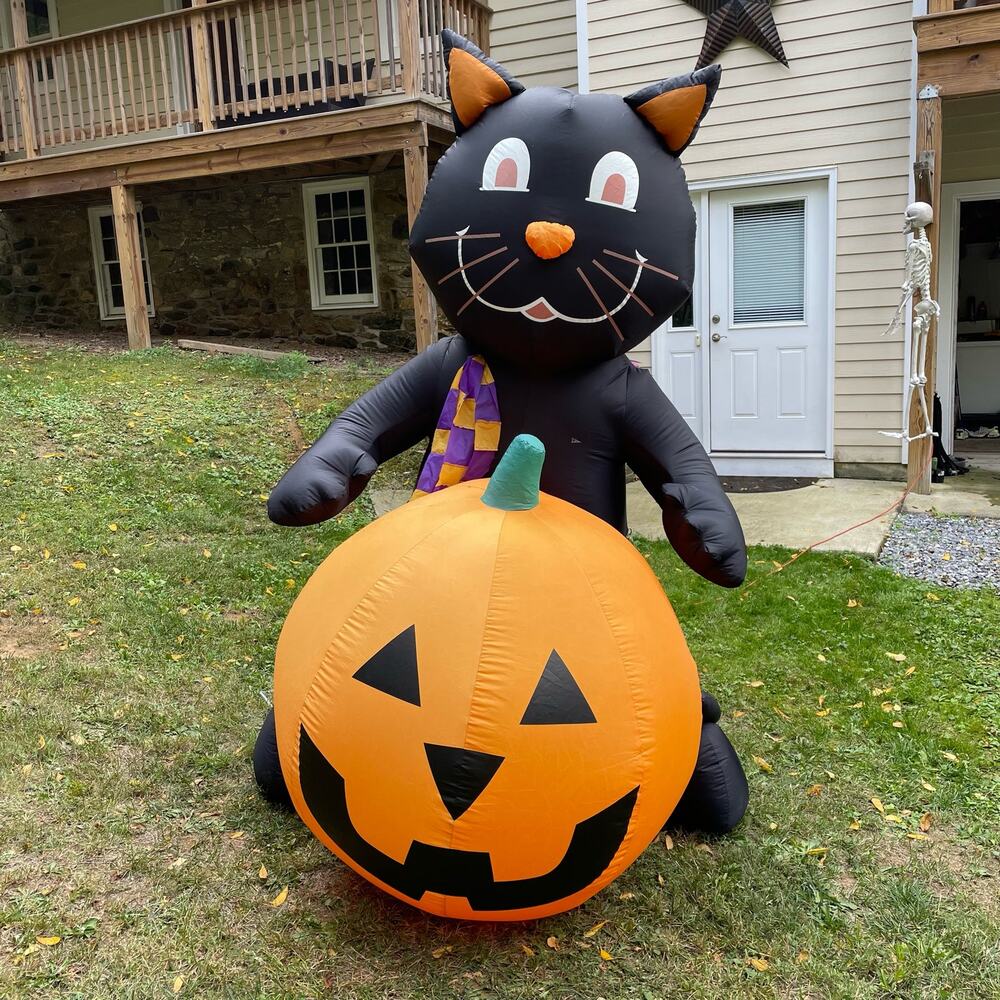Vintage Gemmy Halloween Inflatable Black Cat & Pumpkin 7 Ft Giant Airblown READ